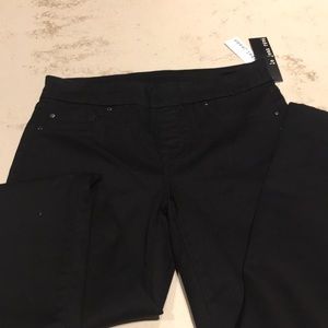 Tribal jeans. Black. 6. Tag attached. Never worn.